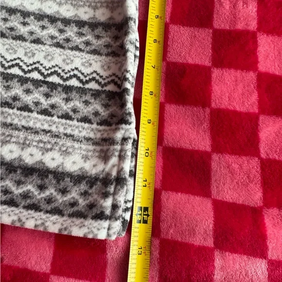 Gray & white fleece long sleeve lounge set with drawstring pants - Picture 13 of 15